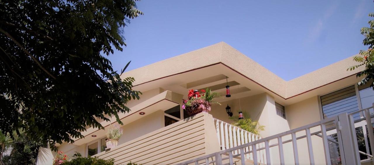 Dickinson Guest House, Guadalajara Expo Zewnętrze zdjęcie